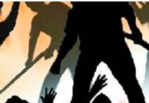 समाईक बांधावर टाकलेल्या काट्या वरुन झाला वाद