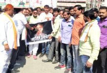 महागाई व दानवे यांच्या वक्तव्याचा जामखेड येथे शिवसेनेकडून निषेध