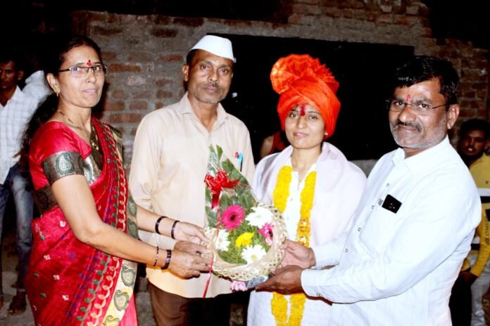 Picsart_22-04-10_12-52-42-432