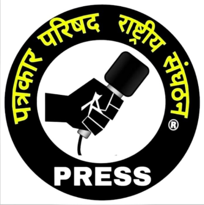 Picsart_22-05-09_22-31-54-160