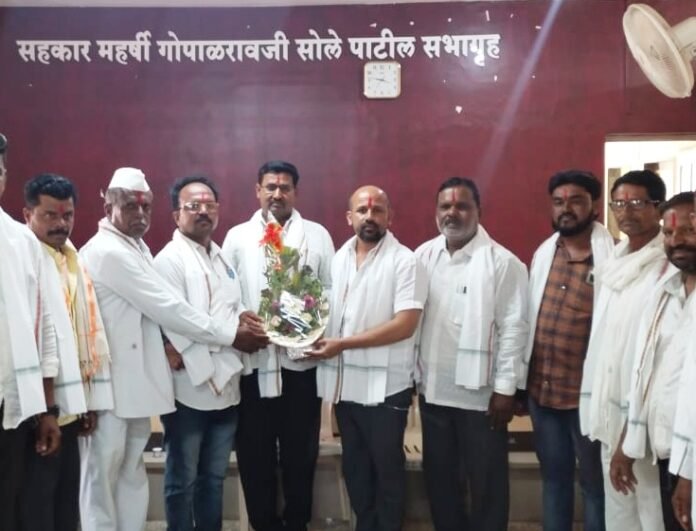 Picsart_22-05-10_11-49-27-163