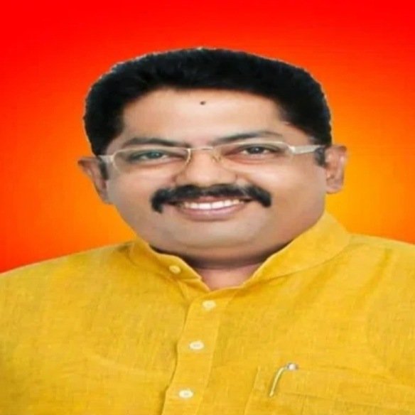 Picsart_22-05-12_07-34-02-004