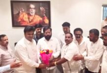 जामखेडमध्ये राजकीय भूकंप: आकाश बाफना शिवसेना शिंदे गटात; निवडणुकीत नवा रंग चढला…