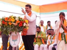 मुख्यमंत्री म्हणून मी पूर्ण ताकदीने रामभाऊंच्या पाठीशी उभा – मुख्यमंत्री देवेंद्र फडणवीस