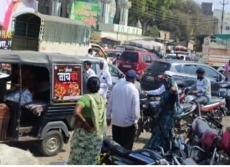 जामखेडच्या वाहतूक कोंडीस अतिक्रमणेच कारणीभूत – अवधुत पवार