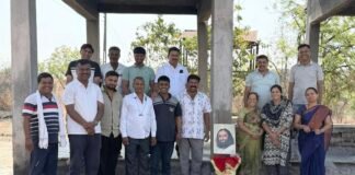 खर्डा येथील स्मशानभूमीत आर्ट ऑफ लिविंगच्या वतीने स्वच्छता मोहीम