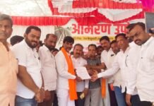 संघर्ष योद्धा मनोज जरांगे पाटील यांची जामखेडच्या उपोषणस्थळी भेट