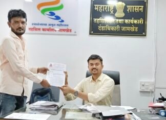 मोहा परिसरातील कला केंद्रांवर कारवाईची मागणी; तहसीलदारांना निवेदन सादर.