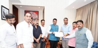 शेतकरी कर्जमाफीसह, विद्यार्थ्यांच्या प्रश्नांसंदर्भात आ. रोहित पवार यांची मुख्यमंत्र्यांशी चर्चा