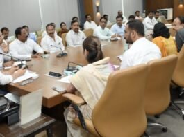 जामखेड पाणीपुरवठा व मलनिस्सारण प्रकल्प गतीने पूर्ण करण्याचे निर्देश – सभापती प्रा. राम शिंदे