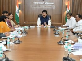 रस्ते विकासकामांची गुणवत्ता कायम राखत प्रलंबित कामांना गती द्या : सभापती प्रा. राम शिंदे